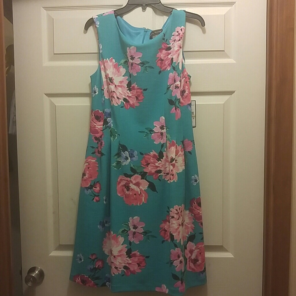 Turquois, pink and blue knee length dress